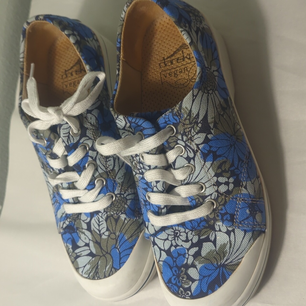 Dansko Vegan Sz 37